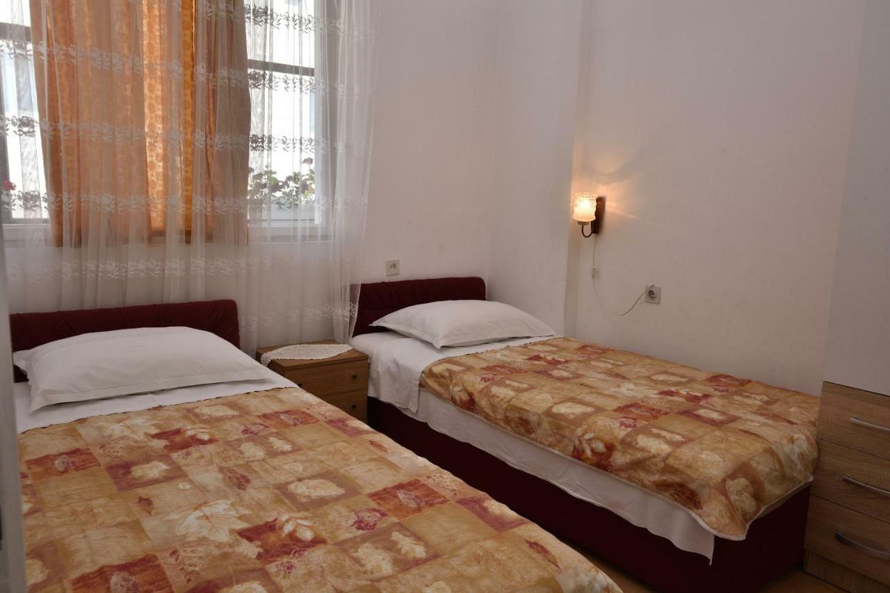 Apartment Maria Primosten Ngoại thất bức ảnh